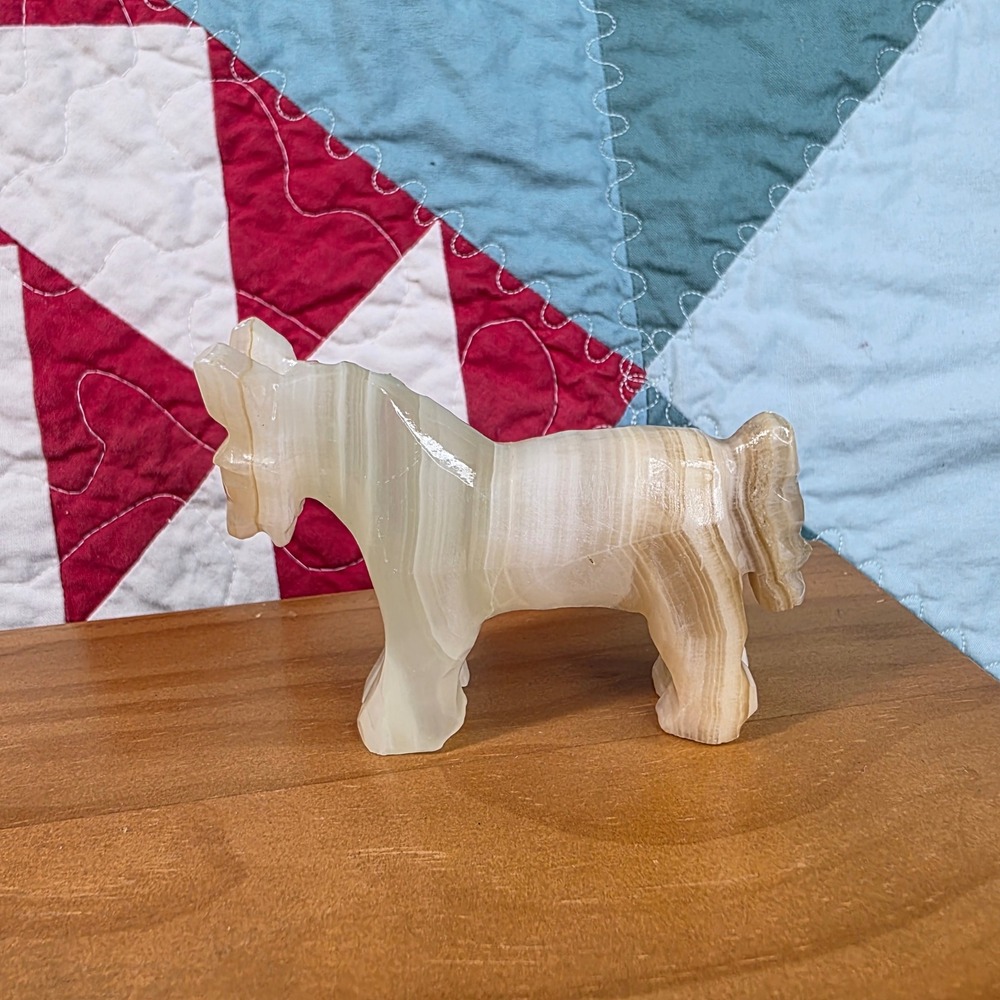 Unbranded Onyx Horse Figurine Small Tan Banded Hand Carved Stone